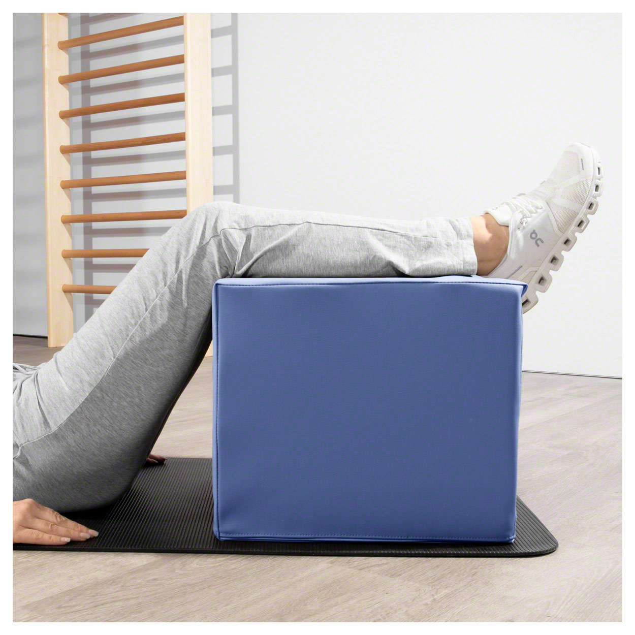 Stufenlagerungswürfel, Bandscheibenwürfel, Sitz/Lagerungswürfel, mit  Soft-Kunstlederbezug, ca. 50x45x40